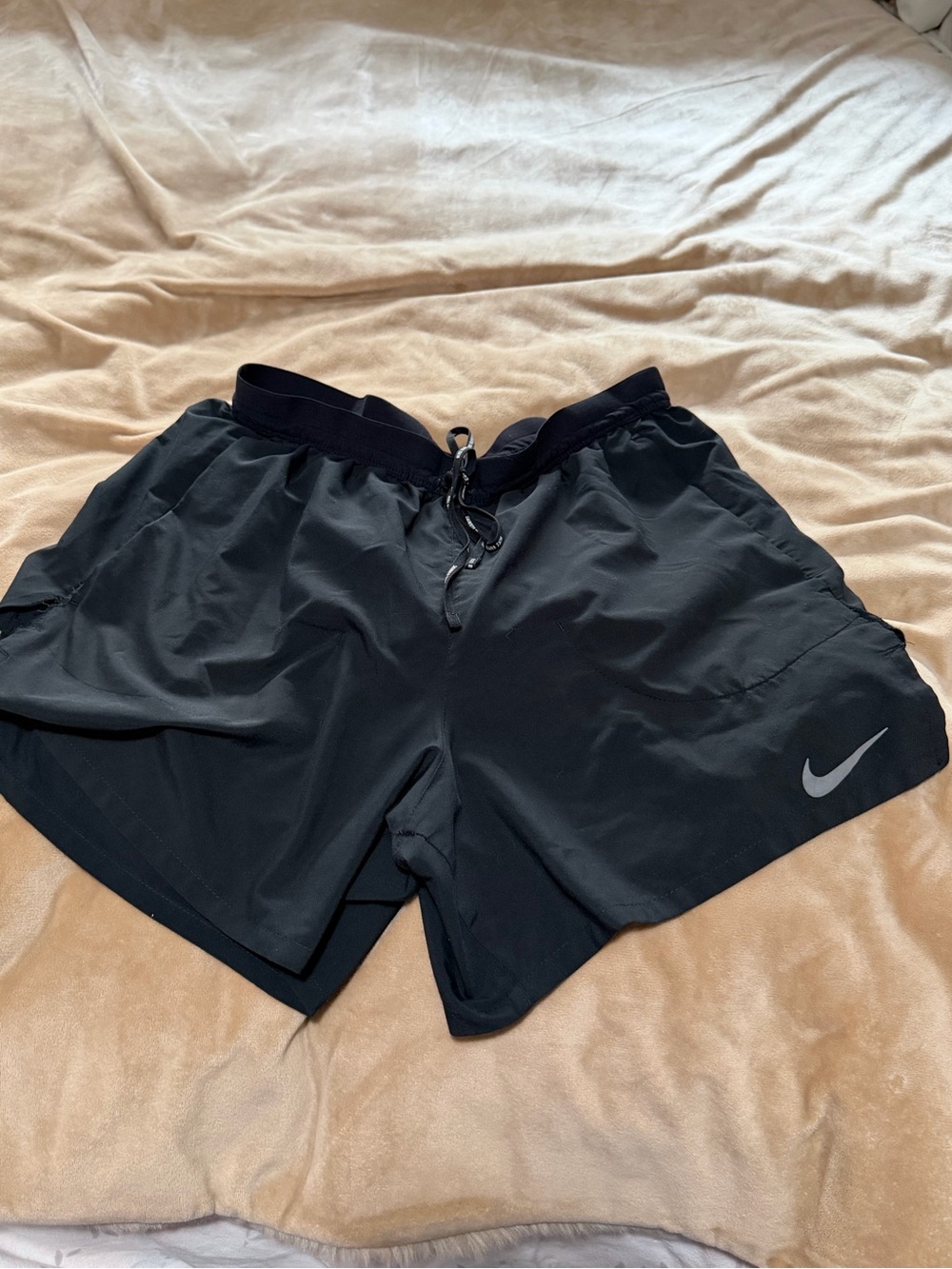 Nike Drifit Men’s Black Athletic Shorts with Drawstring Medium